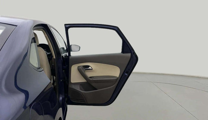 2015 Volkswagen Vento HIGHLINE 1.5 AT, Diesel, Automatic, 88,834 km, RHS Rear Door