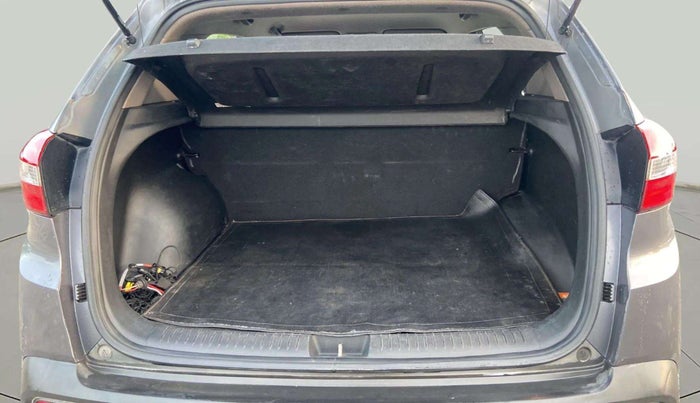 2019 Hyundai Creta SX 1.6 PETROL, Petrol, Manual, 84,427 km, Boot Inside
