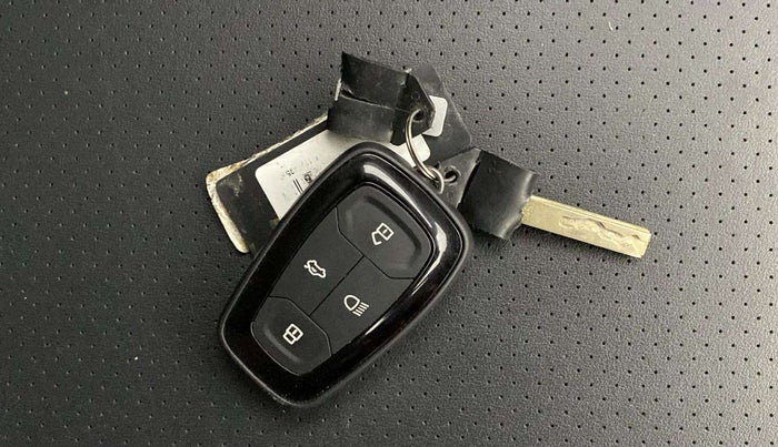 2022 Tata ALTROZ XZ PLUS DIESEL, Diesel, Manual, 52,372 km, Key Close Up