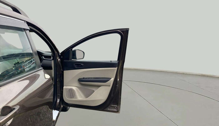 2023 Renault TRIBER RXT, Petrol, Manual, 11,444 km, RHS Front Door