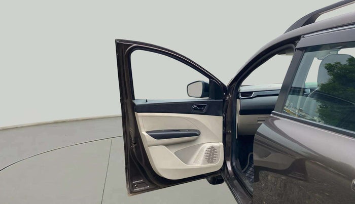 2023 Renault TRIBER RXT, Petrol, Manual, 11,444 km, LHS Front Door