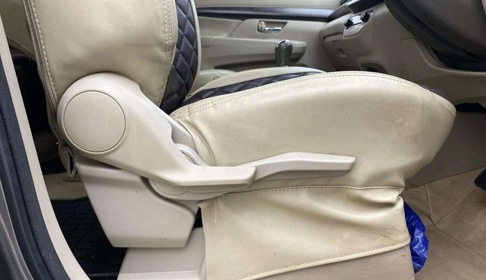 2022 Maruti Ertiga ZXI+ SHVS, Petrol, Manual, 68,221 km, Driver Side Adjustment Panel