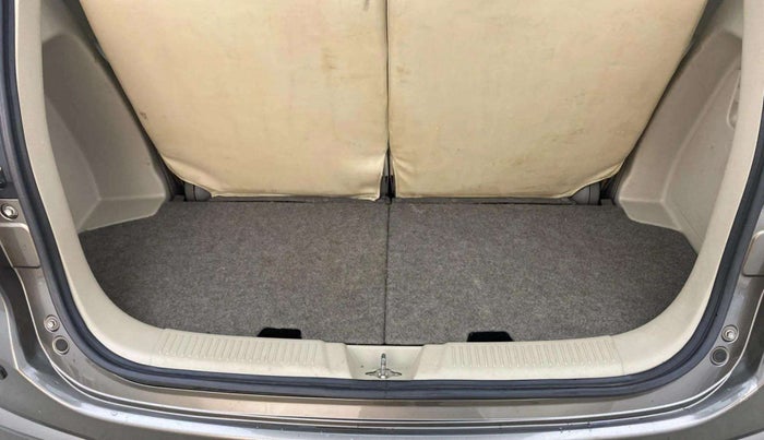 2022 Maruti Ertiga ZXI+ SHVS, Petrol, Manual, 68,221 km, Boot Inside