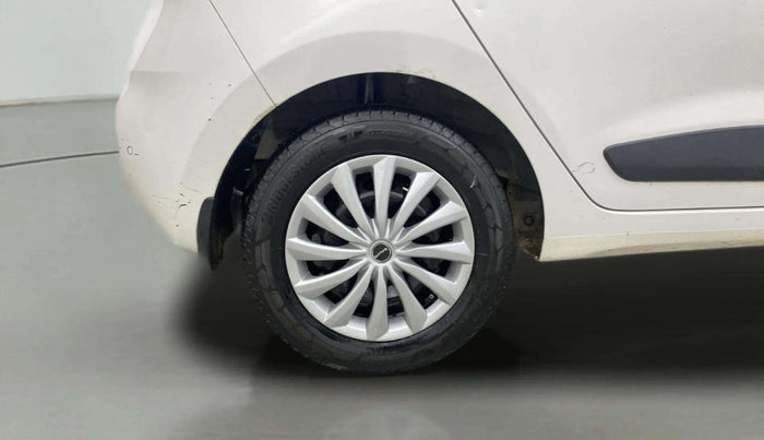 2017 Hyundai Grand i10 SPORTZ (O) 1.2 KAPPA VTVT, Petrol, Manual, 54,987 km, Right Rear Wheel