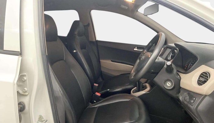 2017 Hyundai Grand i10 SPORTZ (O) 1.2 KAPPA VTVT, Petrol, Manual, 54,987 km, Right Side Front Door Cabin