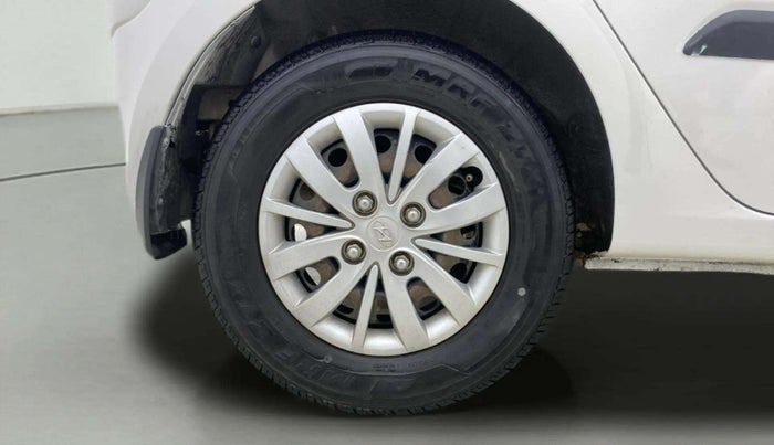 2014 Hyundai i10 SPORTZ 1.1, Petrol, Manual, 46,932 km, Right Rear Wheel