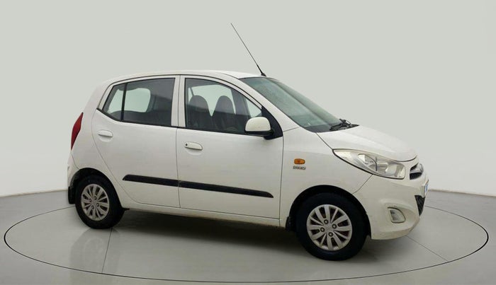 2014 Hyundai i10 SPORTZ 1.1, Petrol, Manual, 46,932 km, Right Front Diagonal