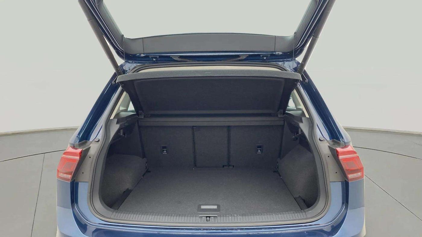 2022 Volkswagen TIGUAN ELEGANCE 2.0 TSI DSG, Petrol, Automatic, 43,706 km, Boot Open Zoomed View