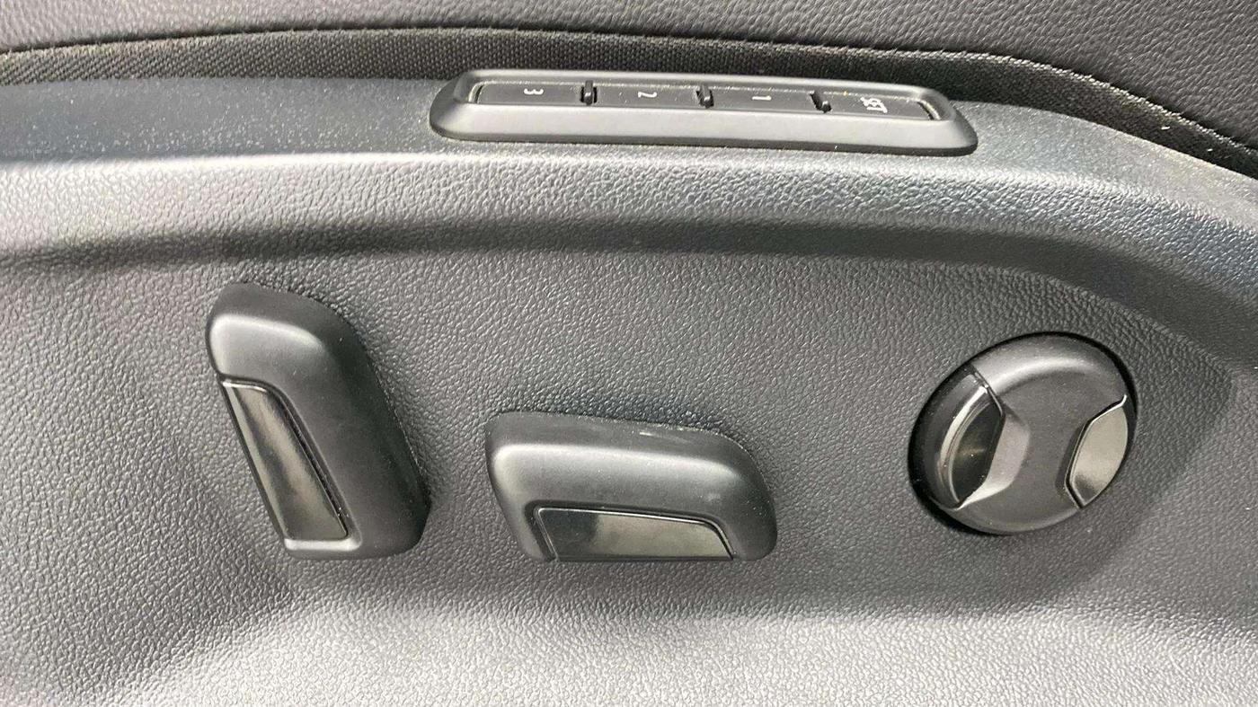 2022 Volkswagen TIGUAN ELEGANCE 2.0 TSI DSG, Petrol, Automatic, 43,706 km, Driver Side Adjustment Panel