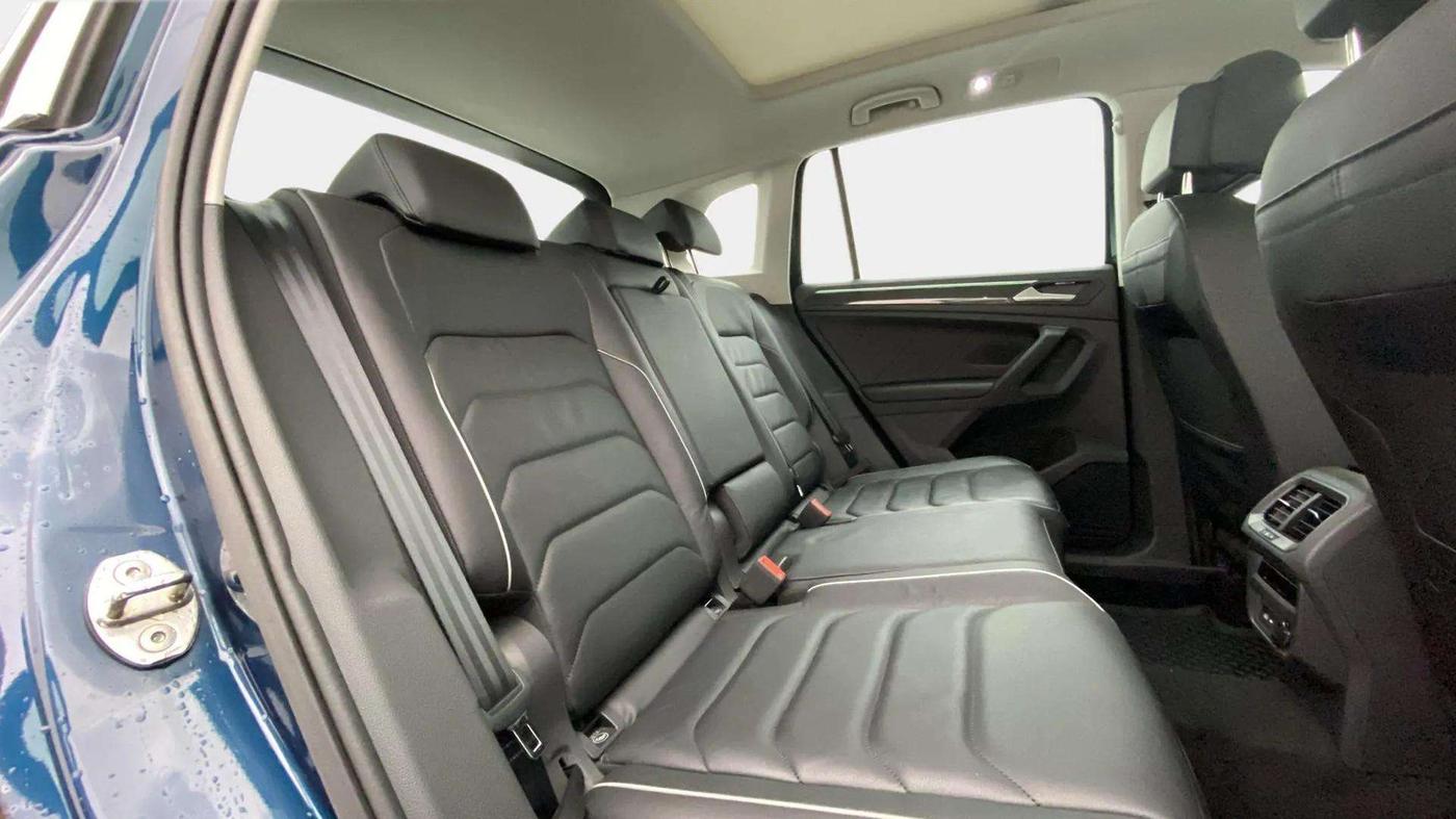 2022 Volkswagen TIGUAN ELEGANCE 2.0 TSI DSG, Petrol, Automatic, 43,706 km, Right Side Rear Door Cabin