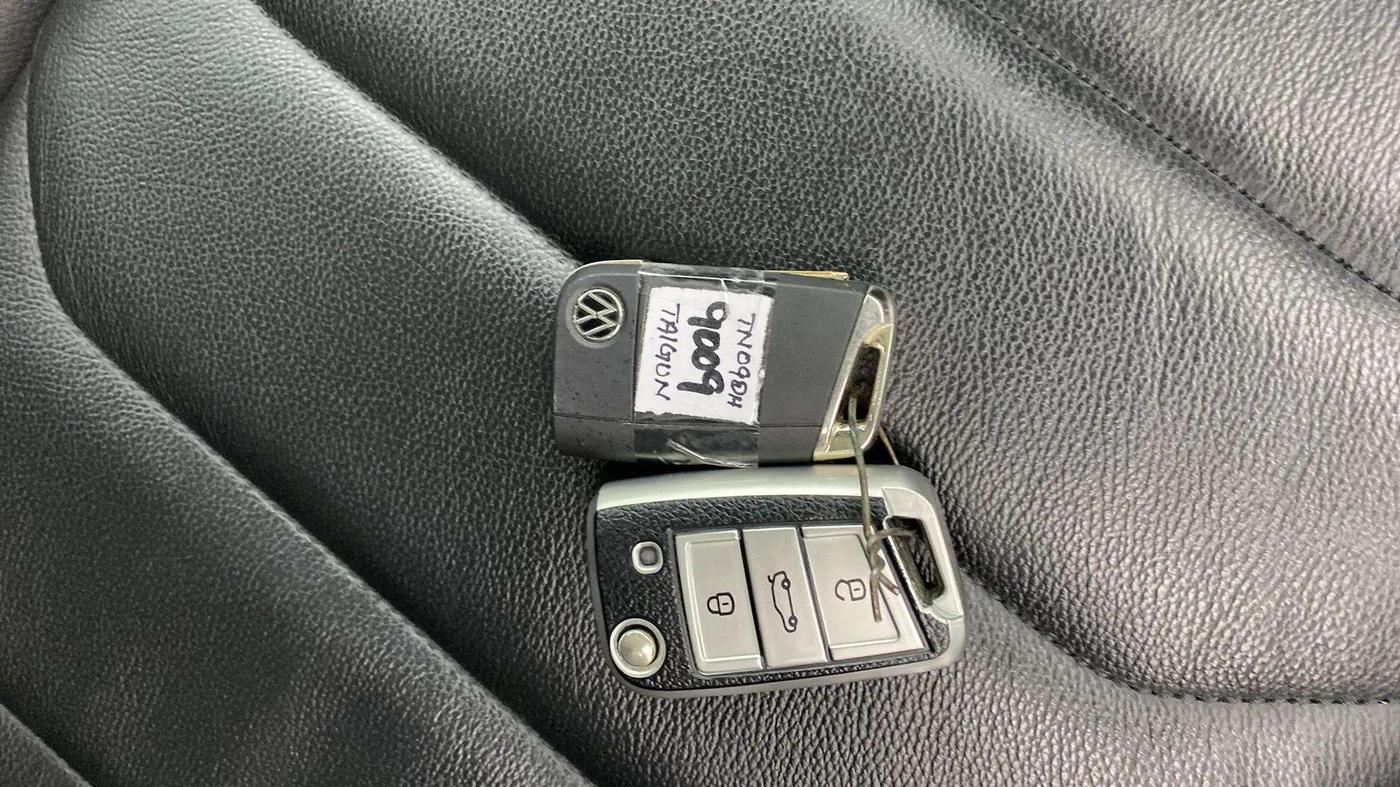 2022 Volkswagen TIGUAN ELEGANCE 2.0 TSI DSG, Petrol, Automatic, 43,706 km, Key Close Up