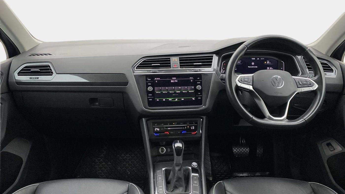 2022 Volkswagen TIGUAN ELEGANCE 2.0 TSI DSG, Petrol, Automatic, 43,706 km, Dashboard