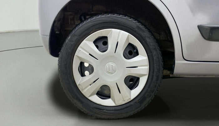 2016 Maruti Wagon R 1.0 VXI AMT, Petrol, Automatic, 34,826 km, Right Rear Wheel