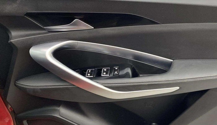 2019 MG HECTOR SHARP 1.5 DCT PETROL, Petrol, Automatic, 24,563 km, Driver Side Door Panels Control