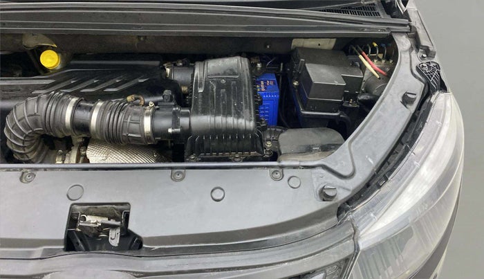 2018 Mahindra MARAZZO M2 7STR, Diesel, Manual, 77,263 km, Engine View - Left