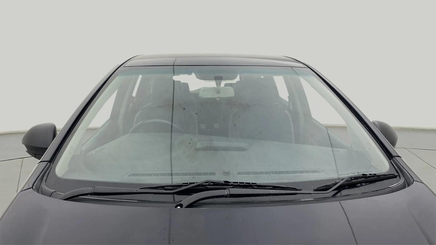 2018 Mahindra MARAZZO M2 7STR, Diesel, Manual, 77,263 km, Front Windshield