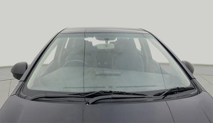 2018 Mahindra MARAZZO M2 7STR, Diesel, Manual, 77,263 km, Front Windshield