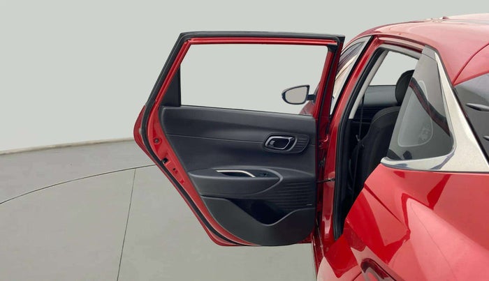 2021 Hyundai NEW I20 ASTA 1.2 MT, Petrol, Manual, 25,825 km, LHS Rear Door