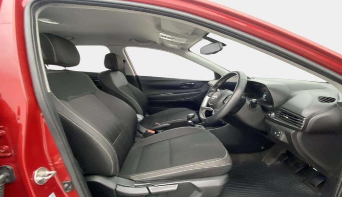 2021 Hyundai NEW I20 ASTA 1.2 MT, Petrol, Manual, 25,825 km, Right Side Front Door Cabin