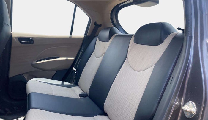 2022 Hyundai NEW SANTRO SPORTZ EXECUTIVE MT CNG, CNG, Manual, 45,296 km, Right Side Rear Door Cabin