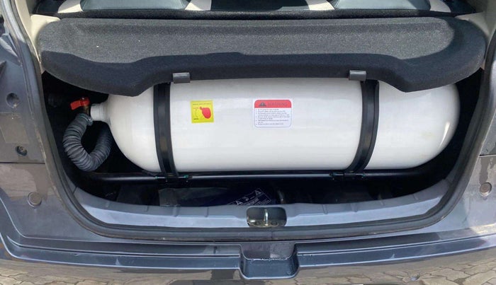 2022 Hyundai NEW SANTRO SPORTZ EXECUTIVE MT CNG, CNG, Manual, 45,296 km, Boot Inside