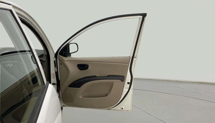 2013 Hyundai i10 ERA 1.1, Petrol, Manual, 33,346 km, RHS Front Door