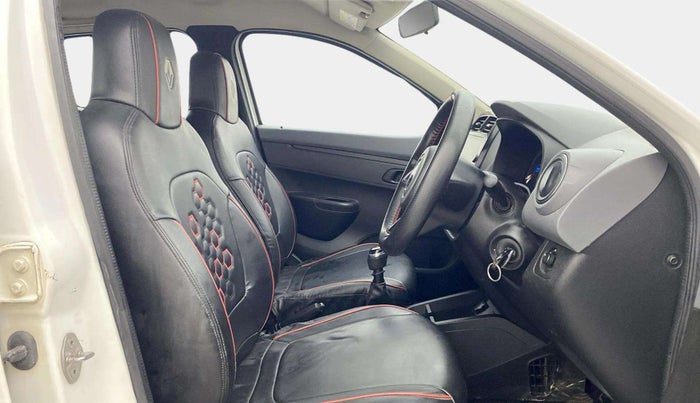 2021 Renault Kwid RXT 1.0 (O), Petrol, Manual, 46,310 km, Right Side Front Door Cabin