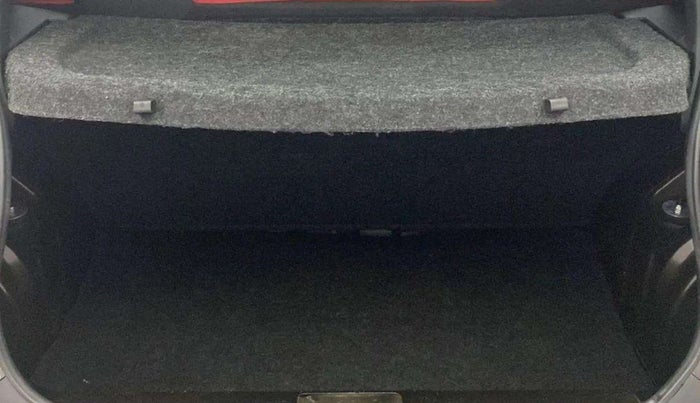 2022 Renault Kwid RXT 1.0, Petrol, Manual, 15,178 km, Boot Inside
