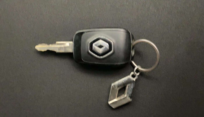 2022 Renault Kwid RXT 1.0, Petrol, Manual, 15,178 km, Key Close Up