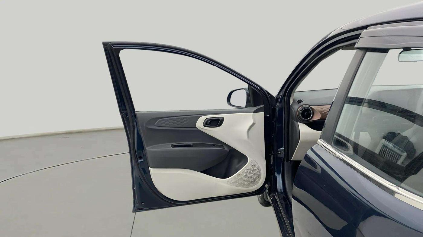 2022 Hyundai AURA S 1.2 CNG, CNG, Manual, 22,541 km, LHS Front Door