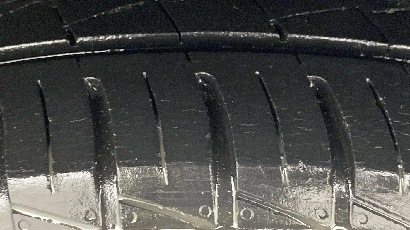 2022 Hyundai AURA S 1.2 CNG, CNG, Manual, 22,541 km, Left Rear Tyre Tread