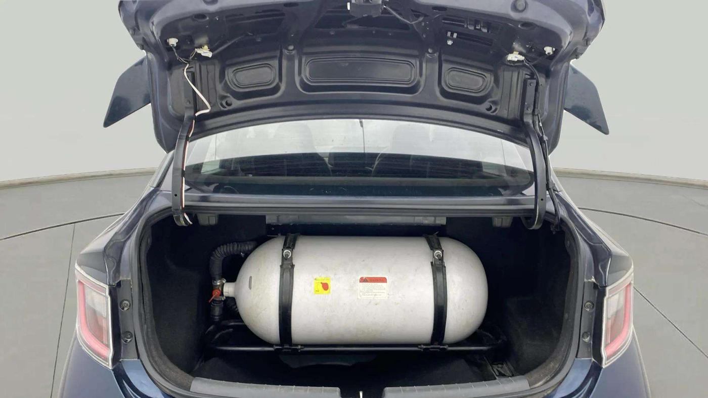 2022 Hyundai AURA S 1.2 CNG, CNG, Manual, 22,541 km, Boot Inside