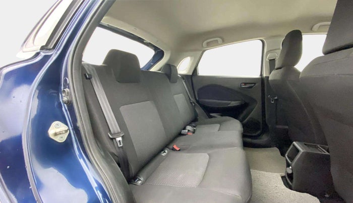 2022 Maruti Baleno DELTA PETROL 1.2, Petrol, Manual, 42,985 km, Right Side Rear Door Cabin