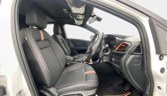 2024 Tata ALTROZ Racer R3, Petrol, Manual, 1,165 km, Right Side Front Door Cabin