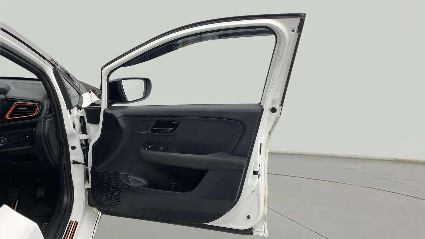 2024 Tata ALTROZ Racer R3, Petrol, Manual, 1,237 km, RHS Front Door