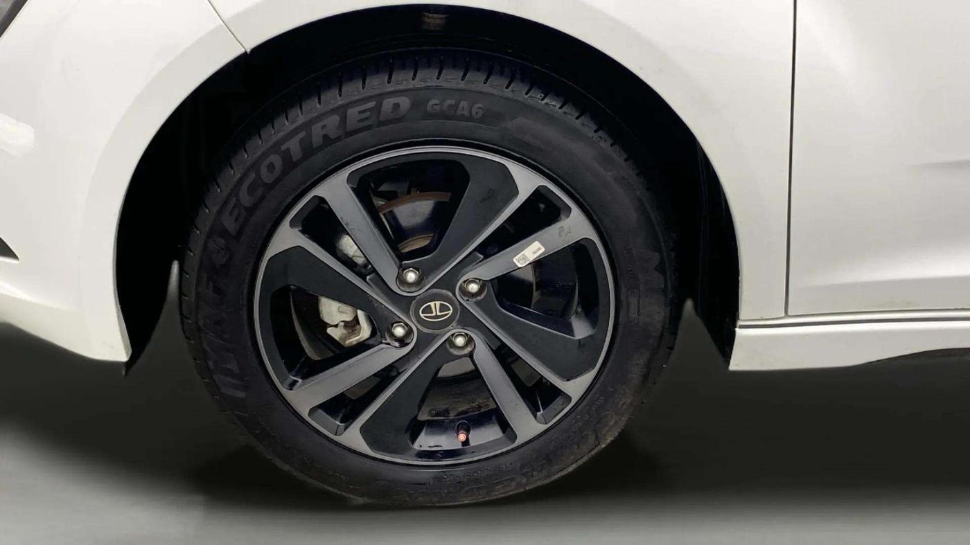 2024 Tata ALTROZ Racer R3, Petrol, Manual, 1,237 km, Left Front Wheel