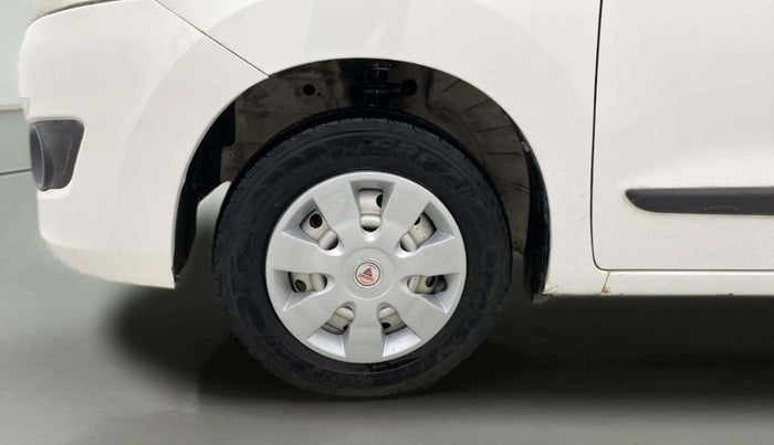 2013 Maruti Wagon R 1.0 LXI, Petrol, Manual, 46,847 km, Left Front Wheel