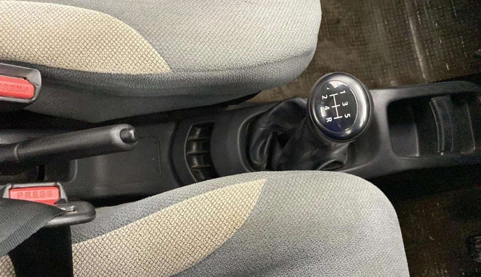2013 Maruti Wagon R 1.0 LXI, Petrol, Manual, 46,847 km, Gear Lever