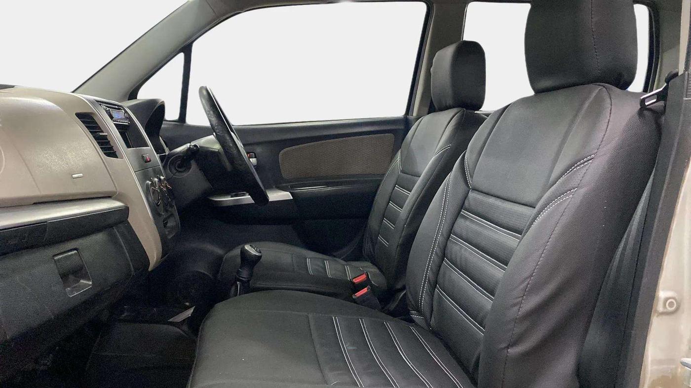 2013 Maruti Wagon R 1.0 LXI, Petrol, Manual, 46,355 km, Right Side Front Door Cabin