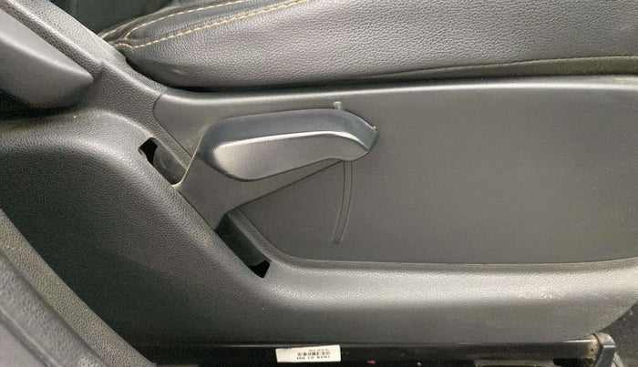 2021 Ford Ecosport TITANIUM 1.5 SPORTS(SUNROOF) PETROL, Petrol, Manual, 24,301 km, Driver Side Adjustment Panel