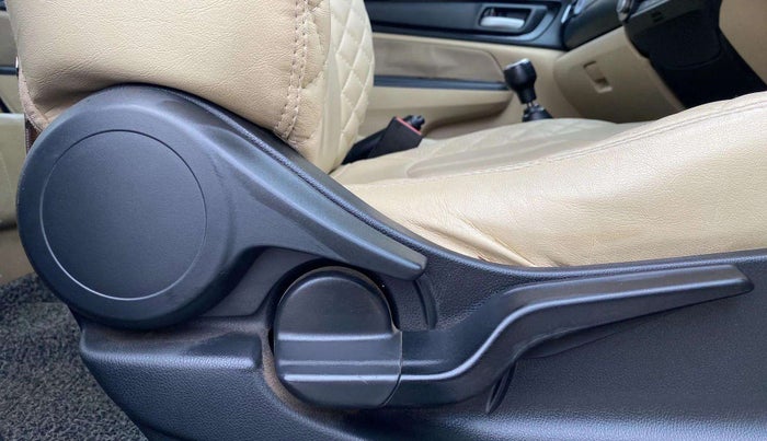 2018 Honda Amaze 1.5L I-DTEC V, Diesel, Manual, 34,064 km, Driver Side Adjustment Panel