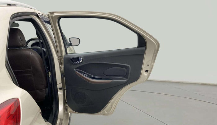 2019 Ford FREESTYLE TITANIUM 1.2 PETROL, Petrol, Manual, 50,434 km, RHS Rear Door