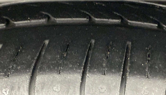 2019 Ford FREESTYLE TITANIUM 1.2 PETROL, Petrol, Manual, 50,434 km, Left Rear Tyre Tread