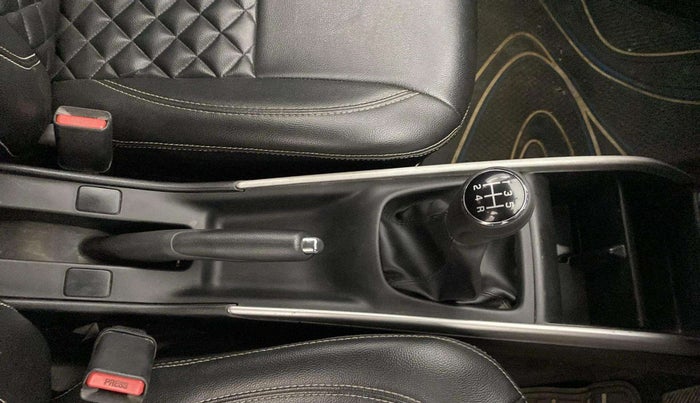 2018 Maruti Baleno DELTA PETROL 1.2, Petrol, Manual, 55,753 km, Gear Lever