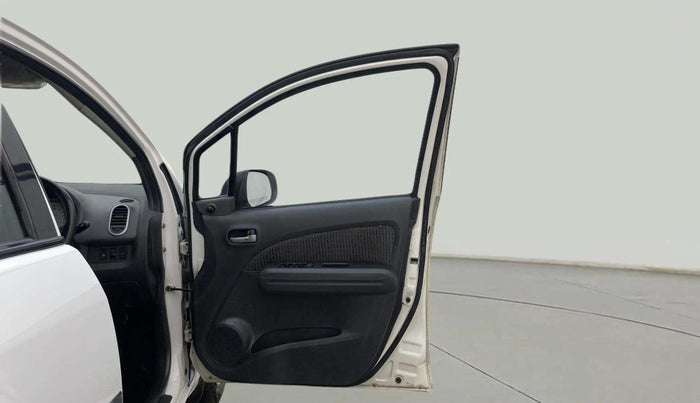2013 Maruti Ritz VDI, Diesel, Manual, 1,08,242 km, RHS Front Door