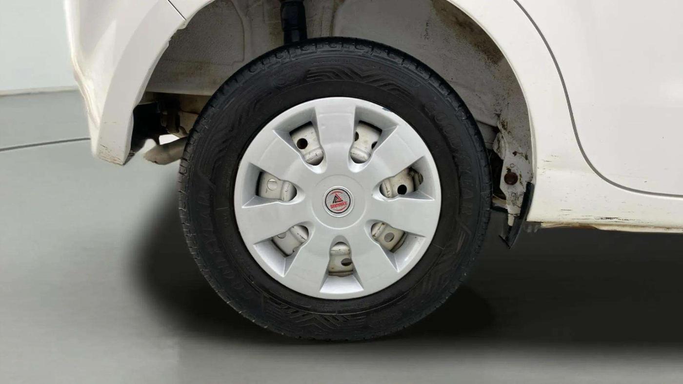 2022 Maruti New Wagon-R LXI CNG 1.0, CNG, Manual, 53,436 km, Right Rear Wheel