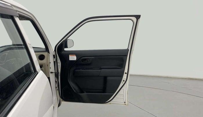 2022 Maruti New Wagon-R LXI CNG 1.0, CNG, Manual, 53,287 km, RHS Front Door