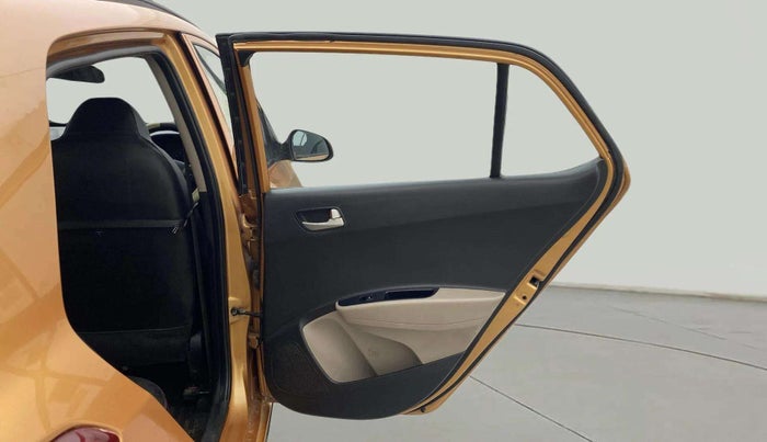 2015 Hyundai Grand i10 ASTA AT 1.2 KAPPA VTVT, Petrol, Automatic, 69,061 km, RHS Rear Door