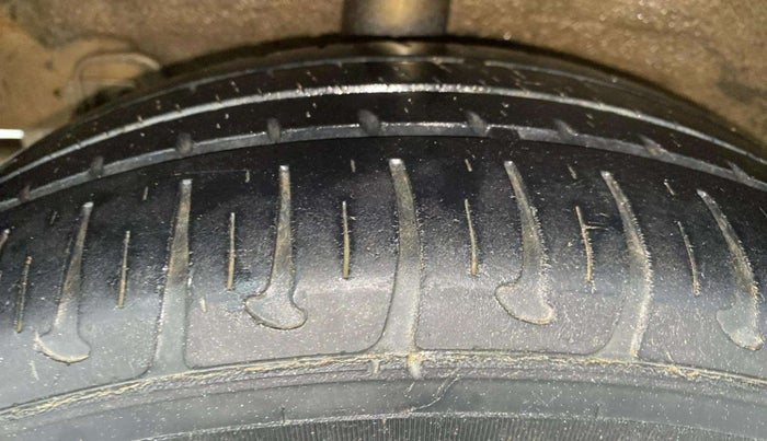2015 Hyundai Grand i10 ASTA AT 1.2 KAPPA VTVT, Petrol, Automatic, 69,061 km, Right Rear Tyre Tread
