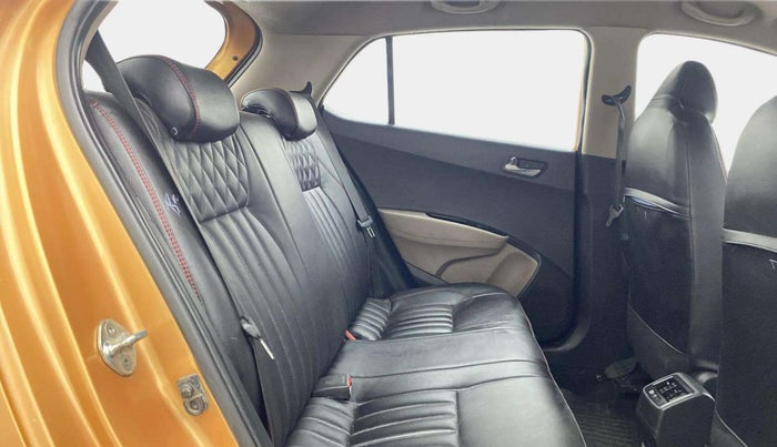 2015 Hyundai Grand i10 ASTA AT 1.2 KAPPA VTVT, Petrol, Automatic, 69,061 km, Right Side Rear Door Cabin
